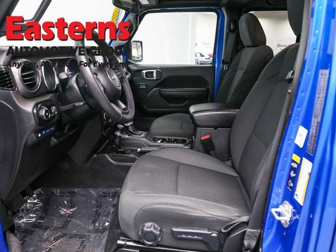 Used 2023 Jeep Wrangler Unlimited w/ Cold Weather Group AWD/4WD image 14