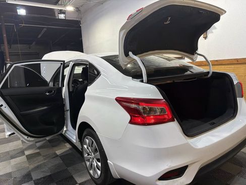 Used 2019 Nissan Sentra S FWD image 13