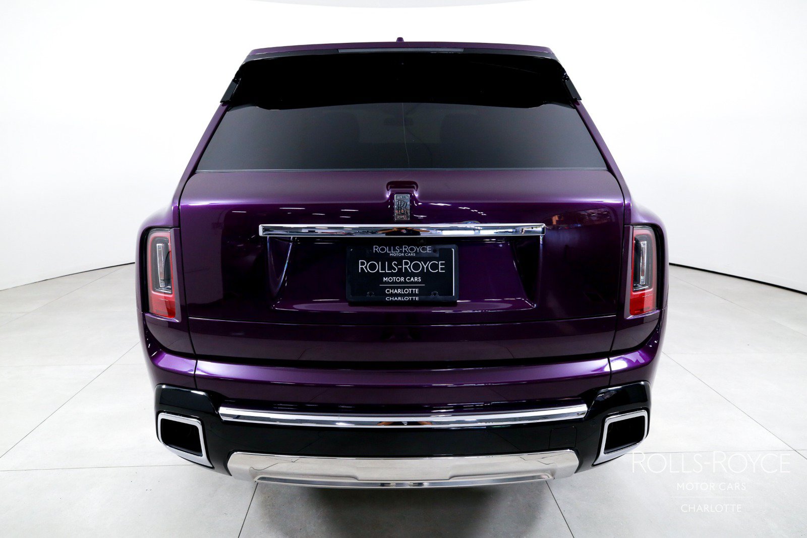 Certified 2025 Rolls-Royce Cullinan AWD/4WD image 9