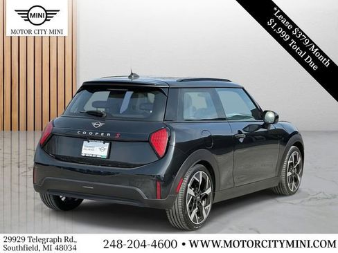 Certified 2025 MINI Cooper S image 4