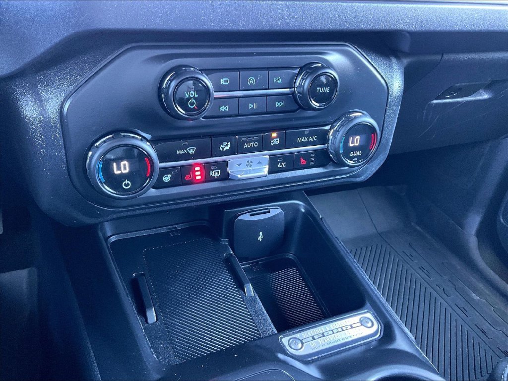 Used 2025 Ford Bronco Outer Banks AWD/4WD image 24