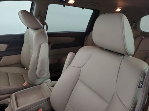 Used 2016 Honda Odyssey EX-L image 18