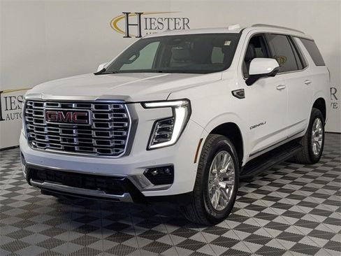 Certified 2025 GMC Yukon Denali image 4