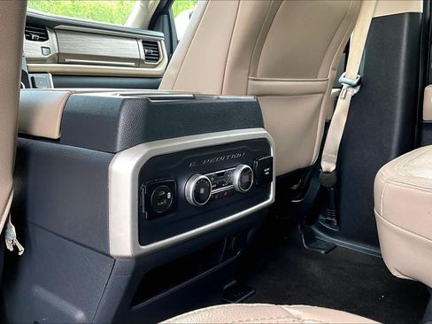 Certified 2023 Ford Expedition Limited AWD/4WD image 36