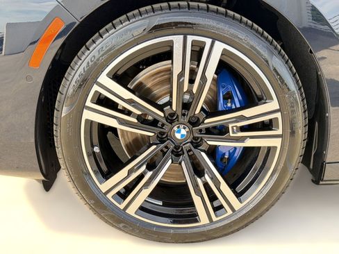 New 2026 BMW 760i xDrive AWD/4WD image 11