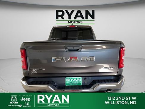 New 2026 RAM 1500 Big Horn AWD/4WD image 8