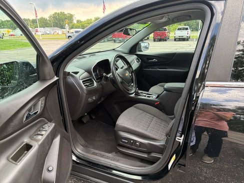Used 2024 Chevrolet Equinox LT FWD image 12