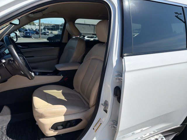 Used 2021 Jeep Grand Cherokee L Limited RWD image 11
