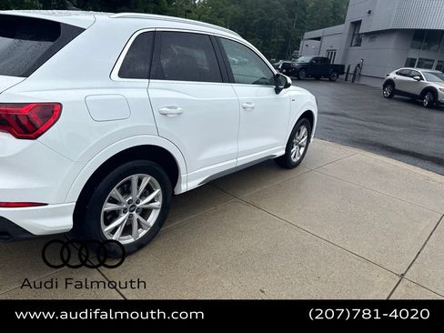 Used 2022 Audi Q3 2.0T Premium w/ Convenience Package AWD/4WD image 7