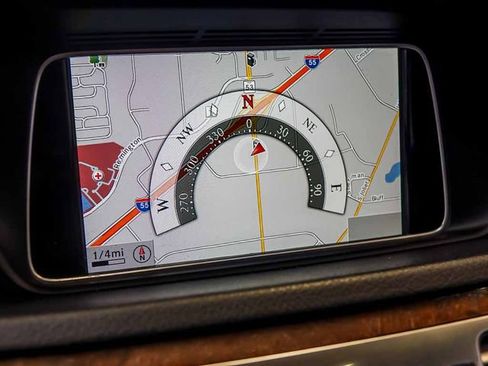 Used 2014 Mercedes-Benz E 350 4MATIC Sedan image 21