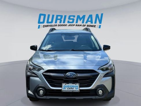 Used 2024 Subaru Outback Premium AWD/4WD image 6