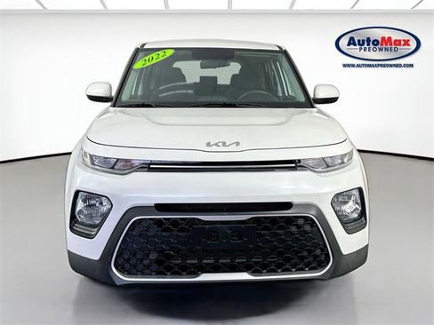 Used 2022 Kia Soul LX image 6