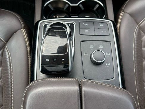 Used 2018 Mercedes-Benz GLS 550 4MATIC image 22