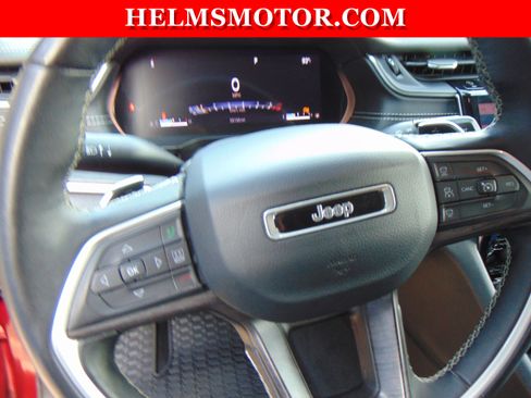 Certified 2022 Jeep Grand Cherokee Limited image 18