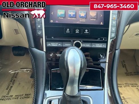 Used 2018 INFINITI Q50 Luxe w/ Essential Package (3.0T Luxe) AWD/4WD image 18