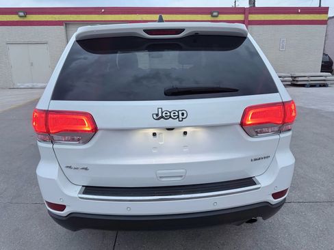 Used 2018 Jeep Grand Cherokee Limited image 3