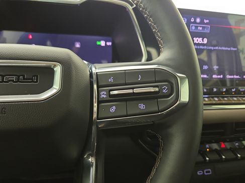 Certified 2024 GMC Canyon Denali AWD/4WD image 16