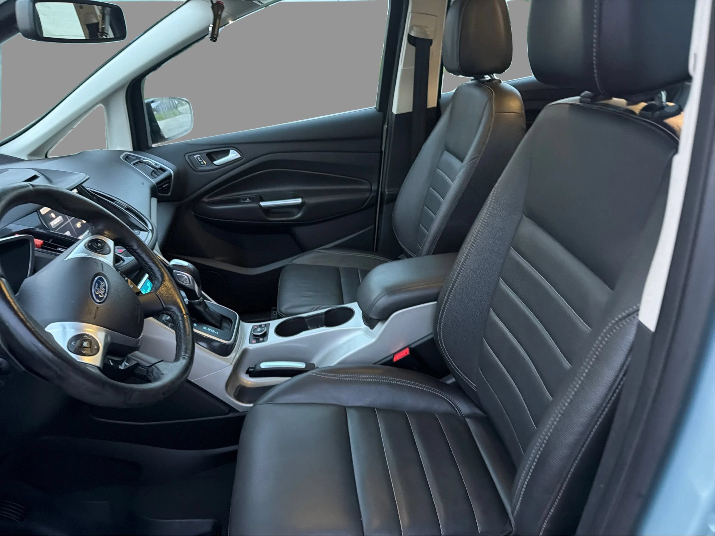 Used 2013 Ford C-MAX SEL FWD image 10