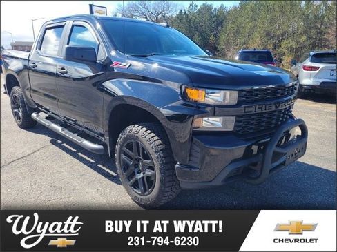 Used 2021 Chevrolet Silverado 1500 Custom Trail Boss image 1