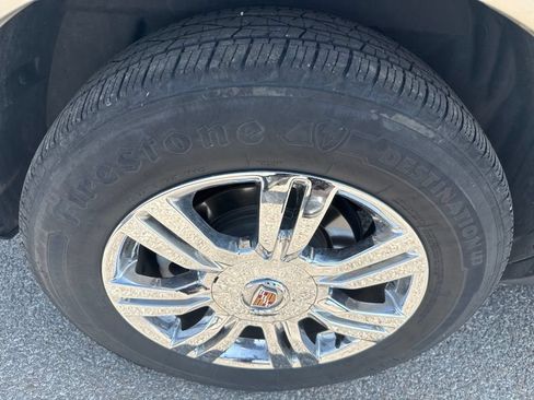 Used 2011 Cadillac SRX Luxury FWD image 19