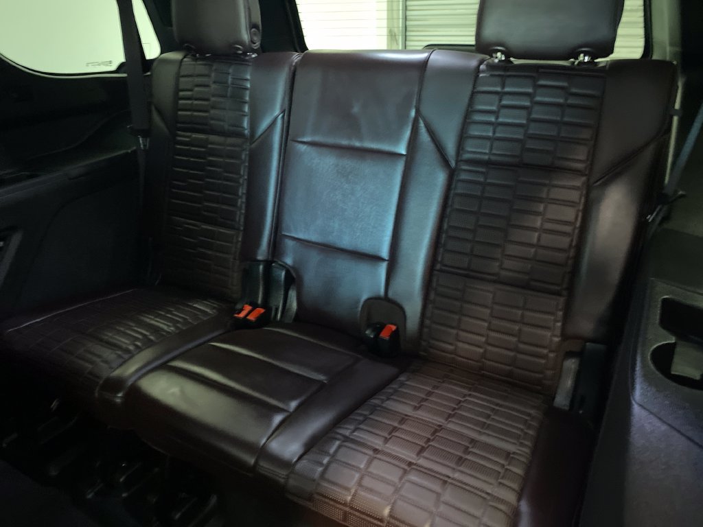 Used 2021 Cadillac Escalade Sport Platinum w/ Heavy-Duty Trailer Package AWD/4WD image 18