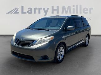Used 2013 Toyota Sienna LE w/ Towing Pkg FWD video 1