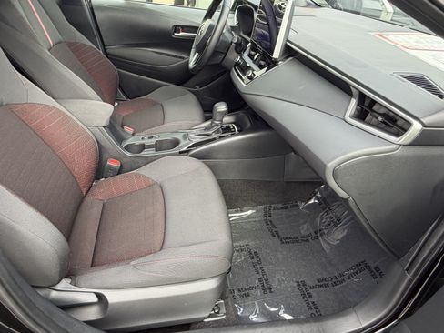 Certified 2026 Toyota Corolla SE w/ SE Package FWD image 10
