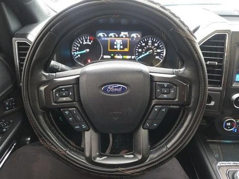 Used 2020 Ford Expedition Limited w/ Equipment Group 301A AWD/4WD image 37