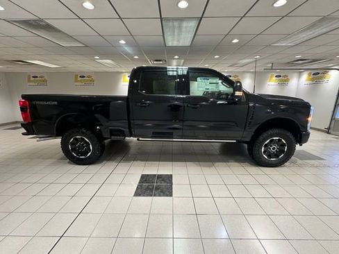 New 2026 Ford F250 Lariat w/ Tremor Off-Road Package image 3