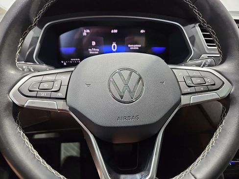 Certified 2023 Volkswagen Tiguan SE w/ Panoramic Sunroof Package FWD image 21