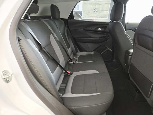 New 2026 Chevrolet TrailBlazer LT w/ Driver Confidence Package FWD image 11