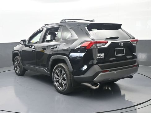 Used 2025 Toyota RAV4 Limited w/ Advanced Technology Package AWD/4WD image 4
