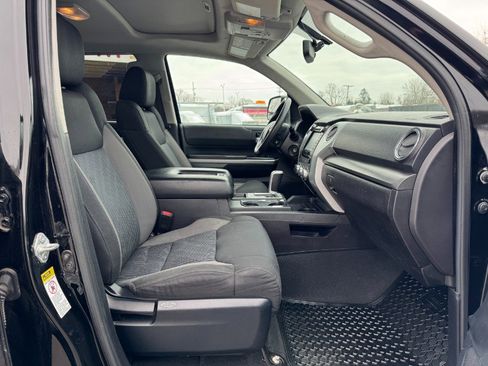 Used 2016 Toyota Tundra SR5 image 18