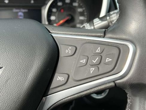 Used 2022 Chevrolet Equinox Premier AWD/4WD image 23