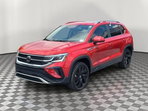 Used 2024 Volkswagen Taos SEL AWD/4WD image 3