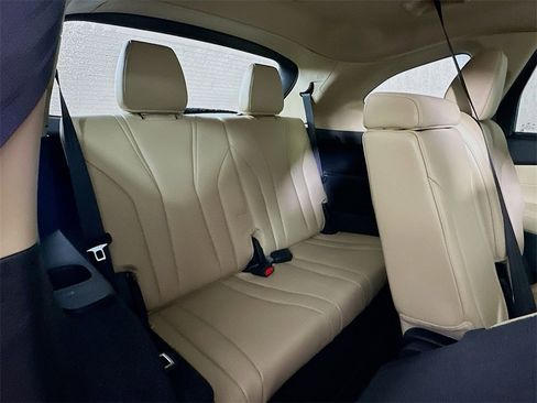 Used 2022 Acura MDX SH-AWD w/ Technology Package image 14