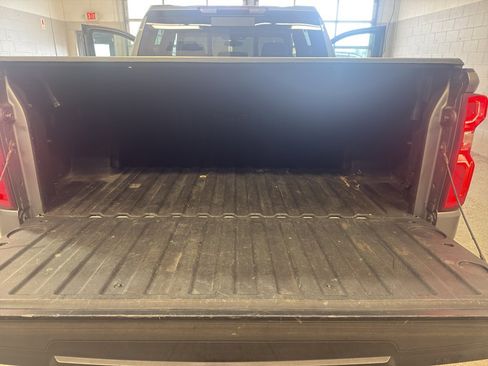 Used 2019 Chevrolet Silverado 1500 RST image 29