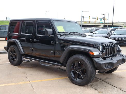 Used 2021 Jeep Wrangler Unlimited Sport AWD/4WD image 4