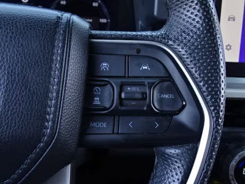 Used 2024 Toyota Tacoma TRD Off-Road w/ TRD Off Road Premium Package AWD/4WD image 38