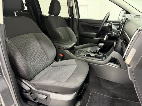 Used 2025 Ford Ranger XLT w/ Trailer Tow Package image 26