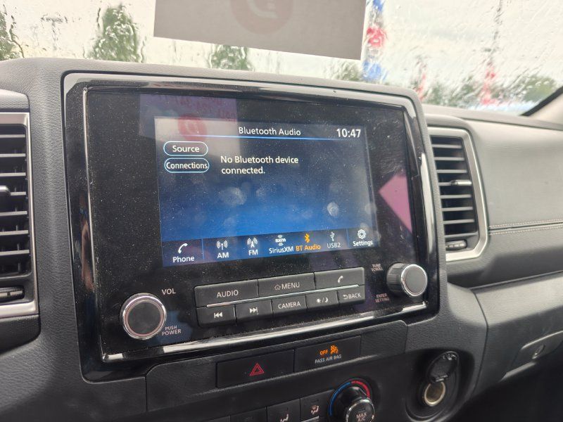 Used 2022 Nissan Frontier SV RWD image 13