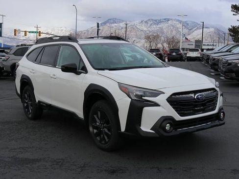 Used 2025 Subaru Outback Onyx Edition image 1