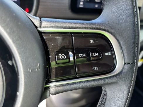 New 2025 FIAT 500 e FWD image 23