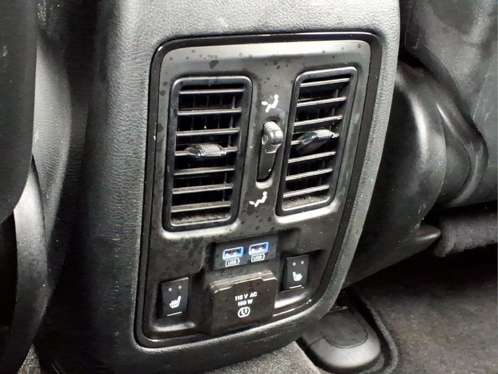 Used 2021 Dodge Durango R/T w/ Blacktop Package AWD/4WD image 12