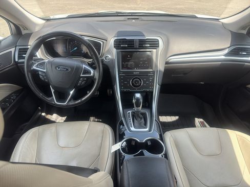 Used 2015 Ford Fusion Titanium FWD image 10