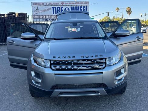 Used 2013 Land Rover Range Rover Evoque Pure w/ Climate Comfort Pkg AWD/4WD image 3