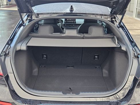 Used 2025 Honda Civic Sport image 28