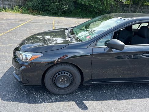 Used 2018 Subaru Impreza 2.0i AWD/4WD image 2