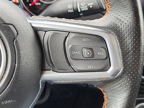 Used 2022 Jeep Gladiator Mojave w/ LED Lighting Group AWD/4WD image 22
