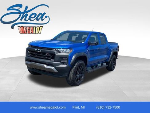 Certified 2024 Chevrolet Colorado Trail Boss w/ Advanced Trailering Package AWD/4WD image 1